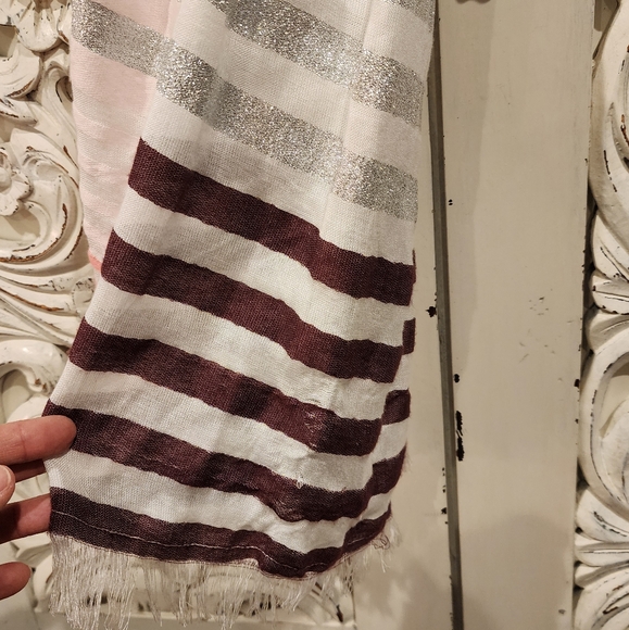 Long Striped sparkle scarf - Picture 9 of 9